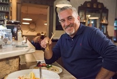 Escena de Paul Hollywood: un panadero en la ciudad