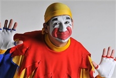 Escena de Piñón en familia