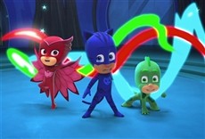 Escena de PJ Masks: héroes en pijamas
