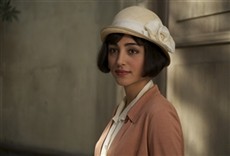 Escena de Pollo con ciruelas