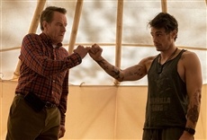 Escena de ¿Por qué él?