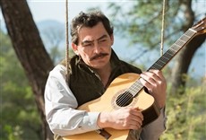 Escena de Por siempre Joan Sebastián, el poeta del pueblo