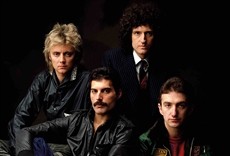 Televisión Queen: The Hits