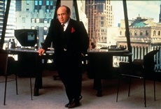 Escena de Con el dinero de los demás