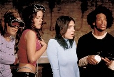 Escena de Scary movie 2: Otra película de miedo