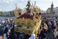 Serie Semana Santa en Sevilla