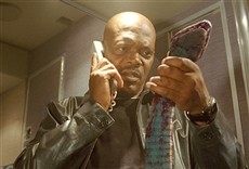 Escena de Serpientes en el avión