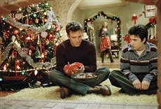 Escena de Sobreviviendo a la Navidad
