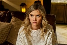 Escena de Stalked by My Doctor: Patient's Revenge