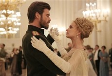 Escena de Sura y Seyit, amor en guerra