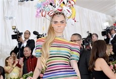 Escena de The Met Gala: Ultimate Fashion Moments