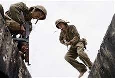 Escena de The Pacific