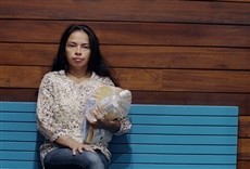 Escena de Torn Apart: separados en la frontera