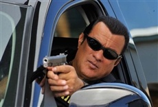 Escena de True Justice (aka Deadly Crossing)