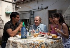 Escena de Un paraíso para los malditos