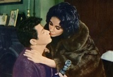 Escena de Una mujer marcada