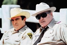 Escena de Dos pícaros con suerte 2