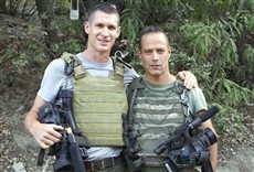 Escena de War Dog: el mejor amigo de un soldado