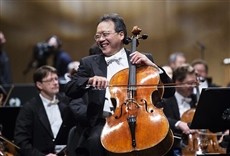 Escena de Yo Yo Ma - Las suites de Bach en el odeon de Atena