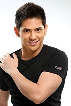 Películas de Ahron Villena