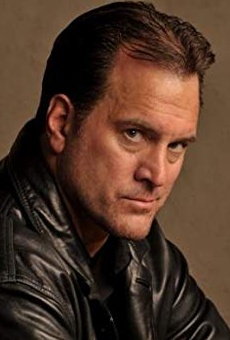 Películas de Chris Pera Películas de Chris Pera