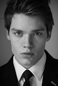 Películas de Dominic Sherwood