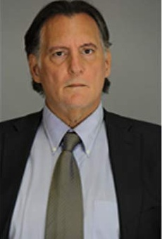 Películas de Richard Lewis Warren