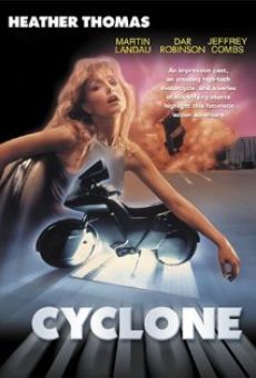 Película: Cyclone, al filo de la muerte