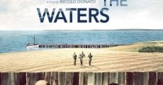 Película Across the Waters