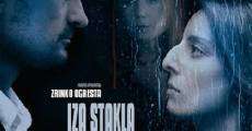 Iza stakla (2008) stream