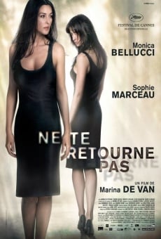 Ne te retourne pas (2009)