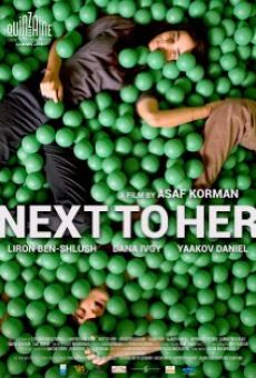 Película: Next to Her