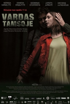 Vardas tamsoje online streaming